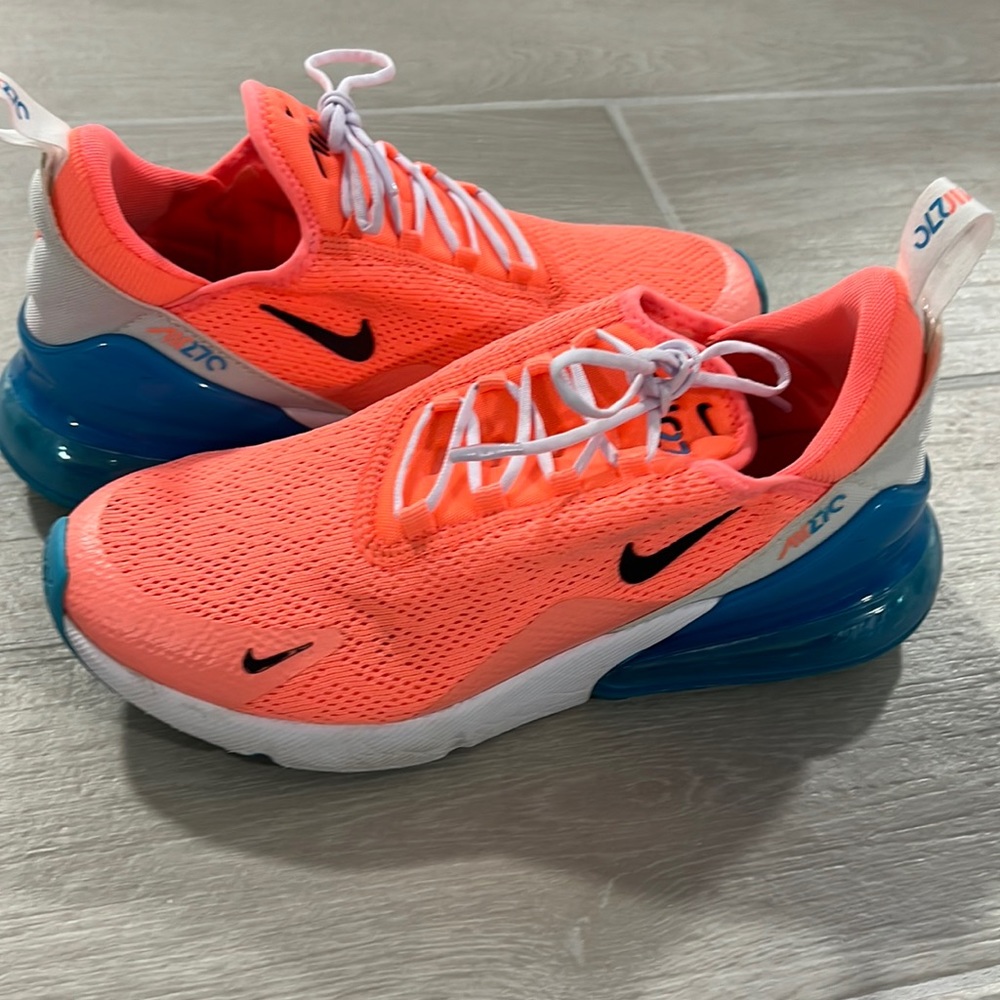 Nike AirMax 270
